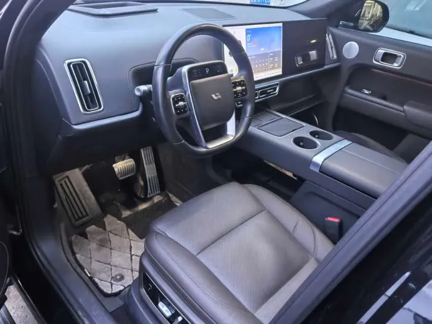 2022 Li L9 Range Extended 154HP REEV 42.6KWH,autocango,china used car exporter,china ev exporter,chinese used car exporter,chinese used ev exporter