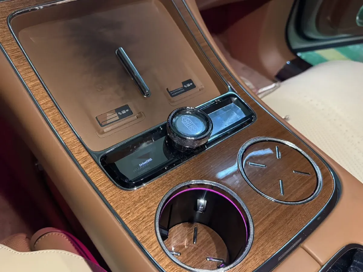 2025 HIMA S800 BEV 97KWH,autocango,china used car exporter,china ev exporter,chinese used car exporter,chinese used ev exporter