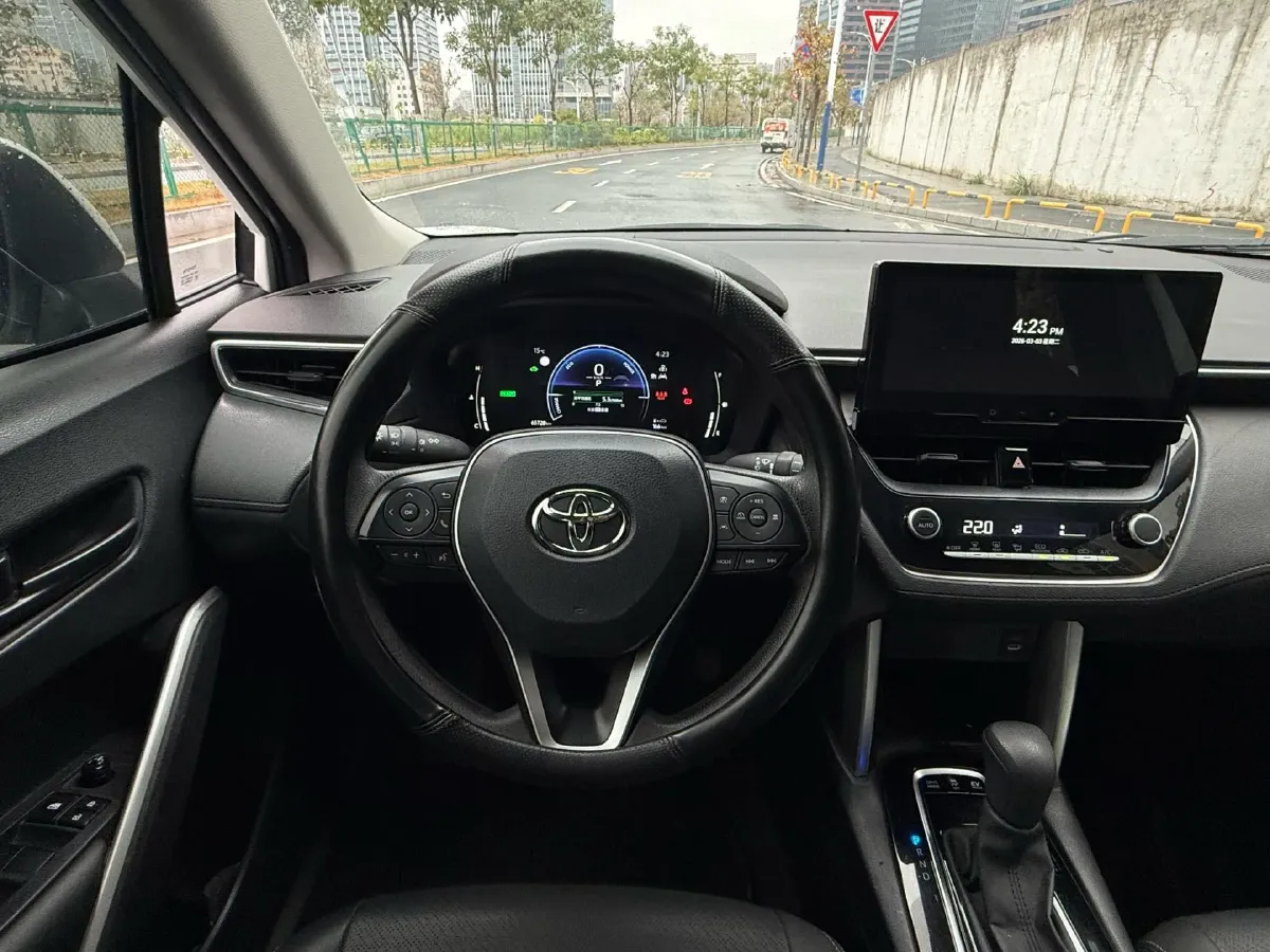 2024 Toyota Corolla Cross 2.0L 152HP L4 E-CVT Hybrid,autocango,china used car exporter,china ev exporter,chinese used car exporter,chinese used ev exporter