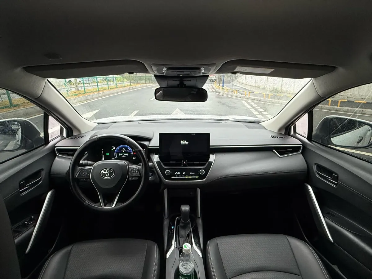 2024 Toyota Corolla Cross 2.0L 152HP L4 E-CVT Hybrid,autocango,china used car exporter,china ev exporter,chinese used car exporter,chinese used ev exporter