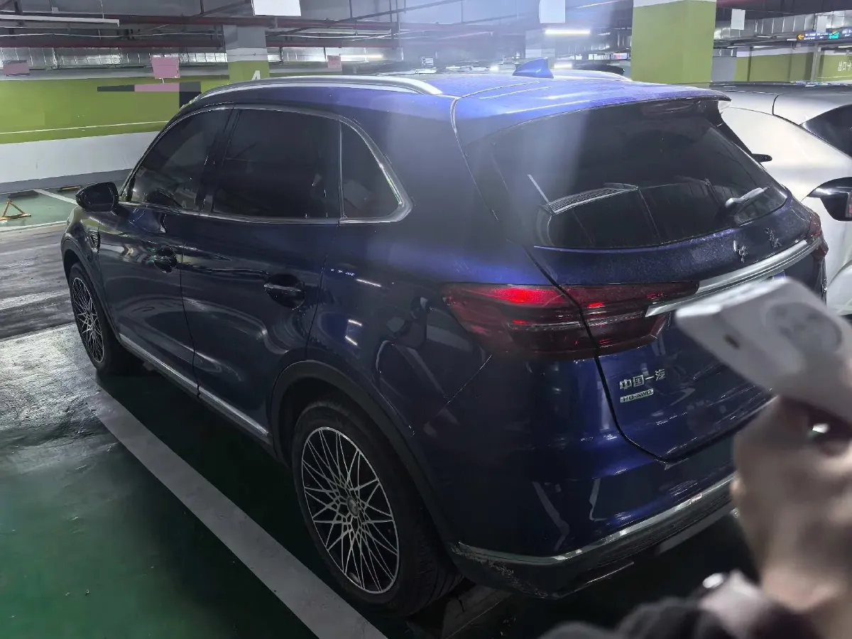 2019 HongQi HS5 2.0T 224HP L4 6AT,autocango,china used car exporter,china ev exporter,chinese used car exporter,chinese used ev exporter
