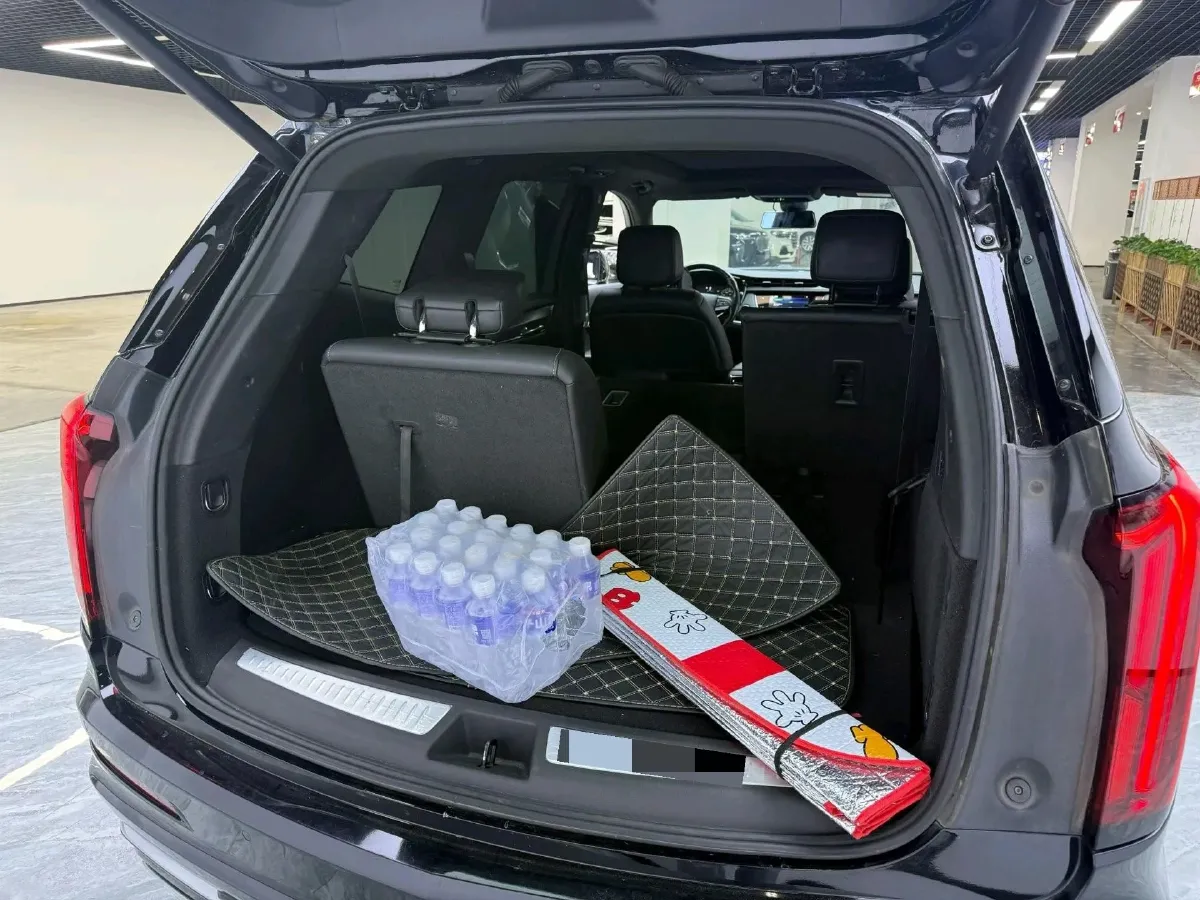 2021 Cadillac XT6 2.0T 237HP L4 9AT,autocango,china used car exporter,china ev exporter,chinese used car exporter,chinese used ev exporter