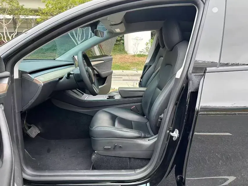 2021 Tesla Model Y BEV 60KWH,autocango,china used car exporter,china ev exporter,chinese used car exporter,chinese used ev exporter