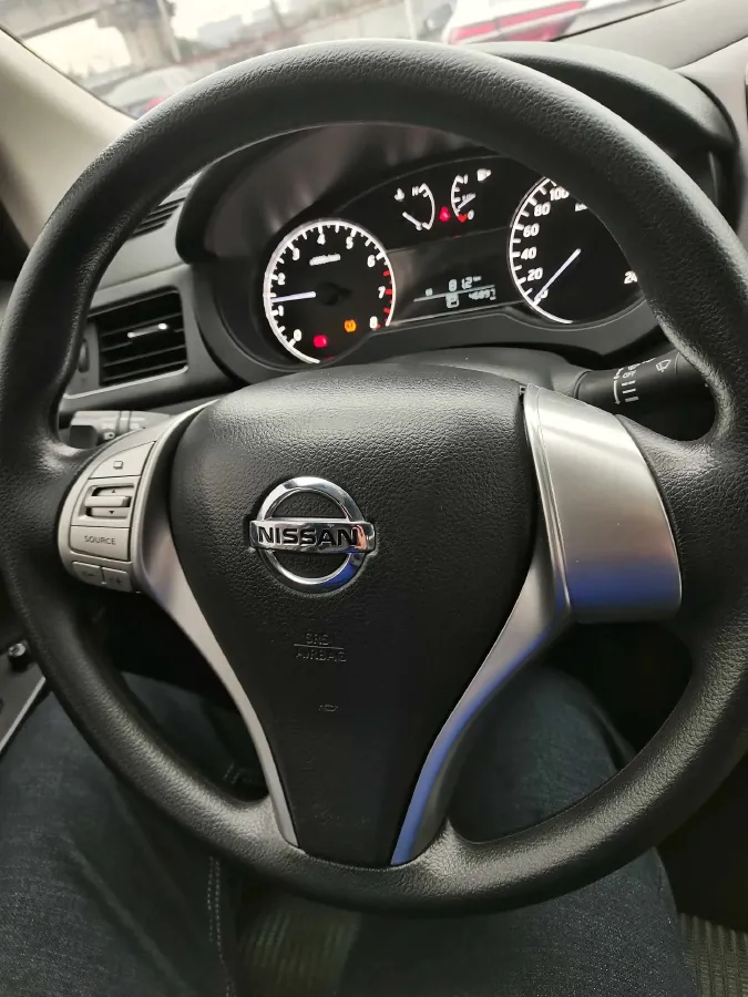 2021 Nissan Tiida 1.6L 122HP L4 CVT,autocango,china used car exporter,china ev exporter,chinese used car exporter,chinese used ev exporter