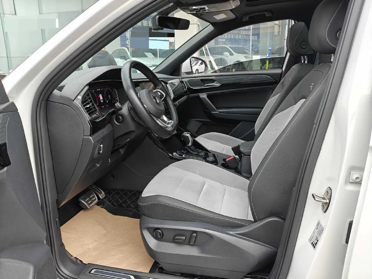 2021 Volkswagen Tayron 2.0T 220HP L4 7DCT,autocango,china used car exporter,china ev exporter,chinese used car exporter,chinese used ev exporter