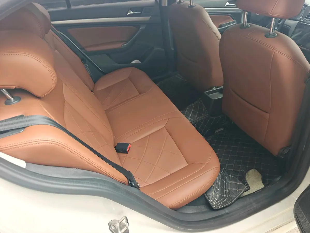 2019 ChangAn Eado XT 1.6L 128HP L4 6AT,autocango,china used car exporter,china ev exporter,chinese used car exporter,chinese used ev exporter