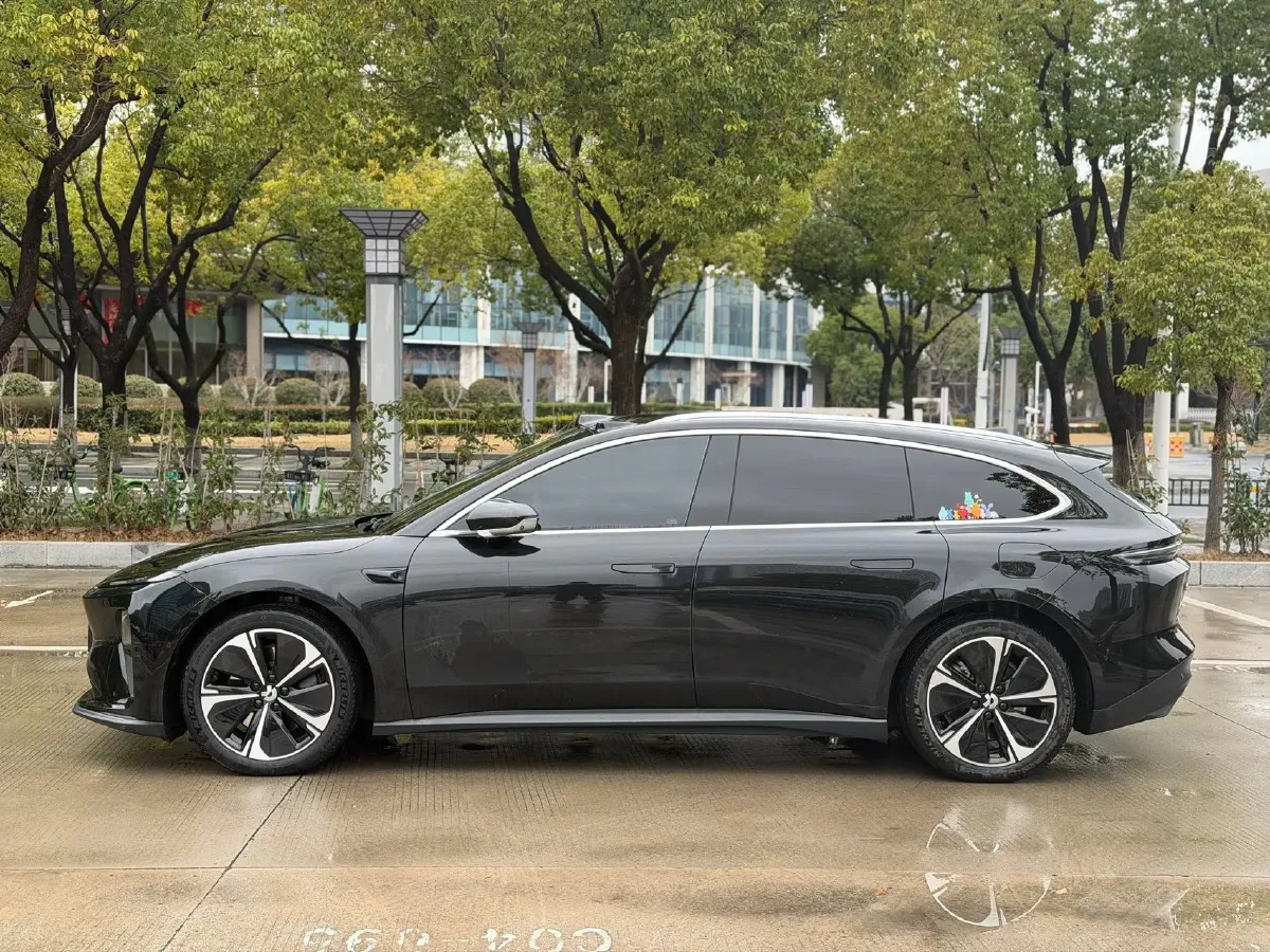 2024 NIO ET5T BEV 75KWH,autocango,china used car exporter,china ev exporter,chinese used car exporter,chinese used ev exporter