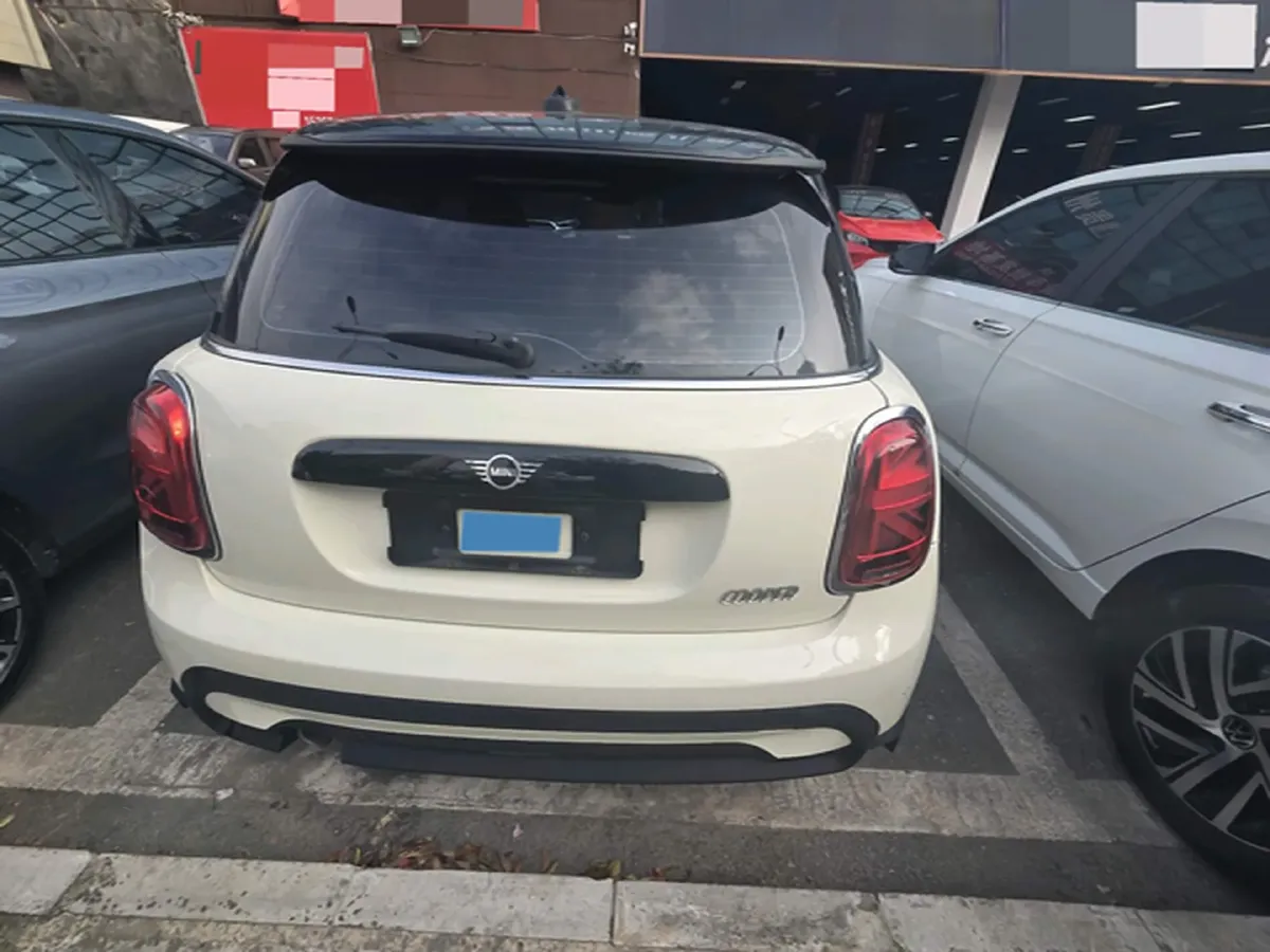 2022 MINI MINI 1.5T 136HP L3 7DCT,autocango,china used car exporter,china ev exporter,chinese used car exporter,chinese used ev exporter