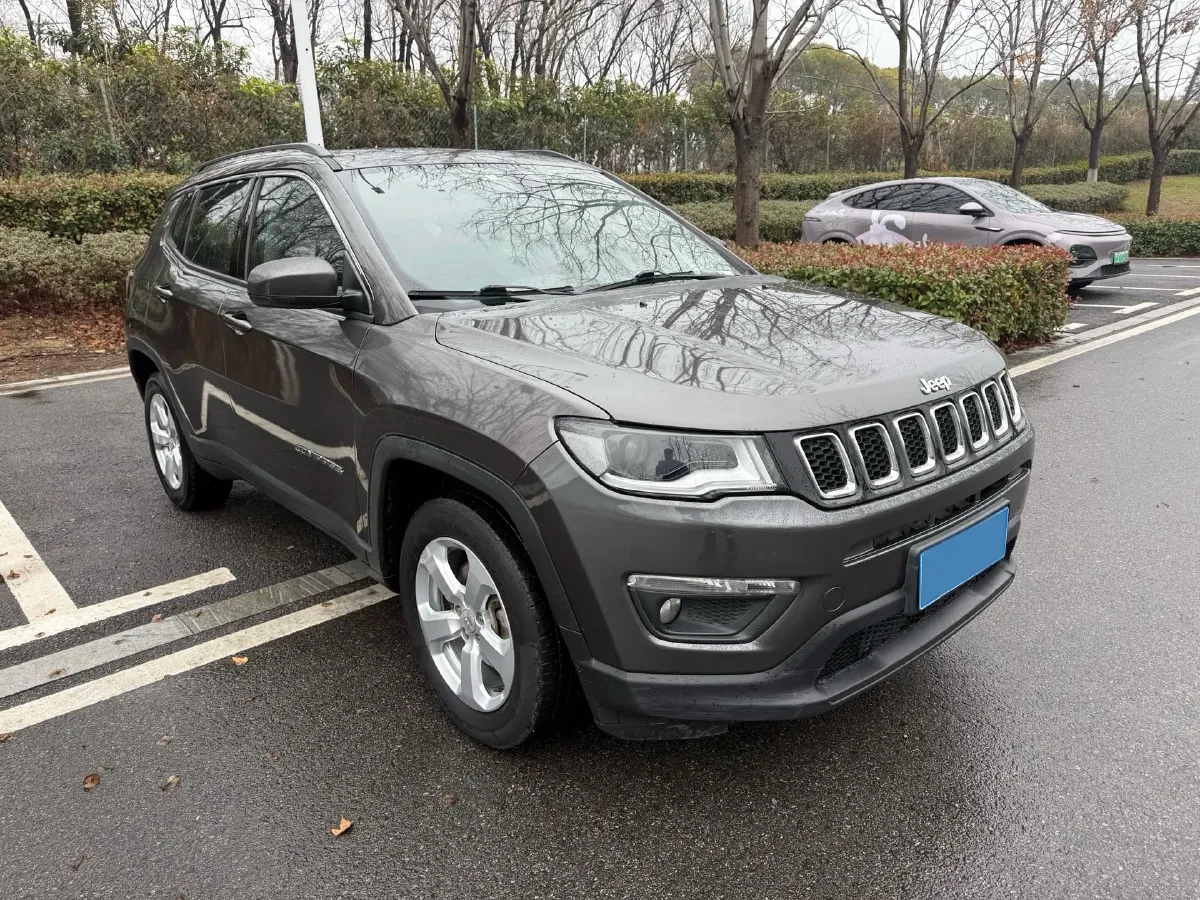 2019 Jeep Compass 1.3T 173HP L4 7DCT,autocango,china used car exporter,china ev exporter,chinese used car exporter,chinese used ev exporter