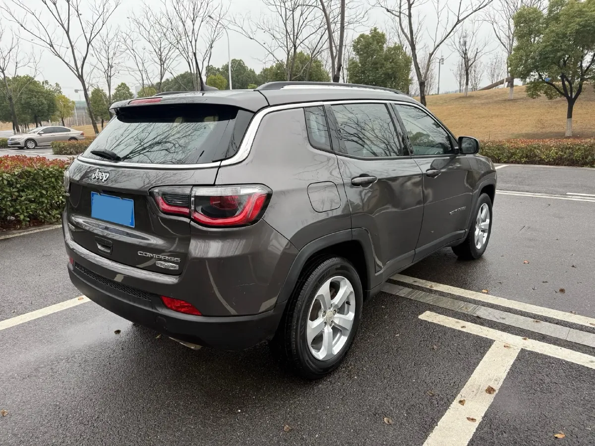 2019 Jeep Compass 1.3T 173HP L4 7DCT,autocango,china used car exporter,china ev exporter,chinese used car exporter,chinese used ev exporter