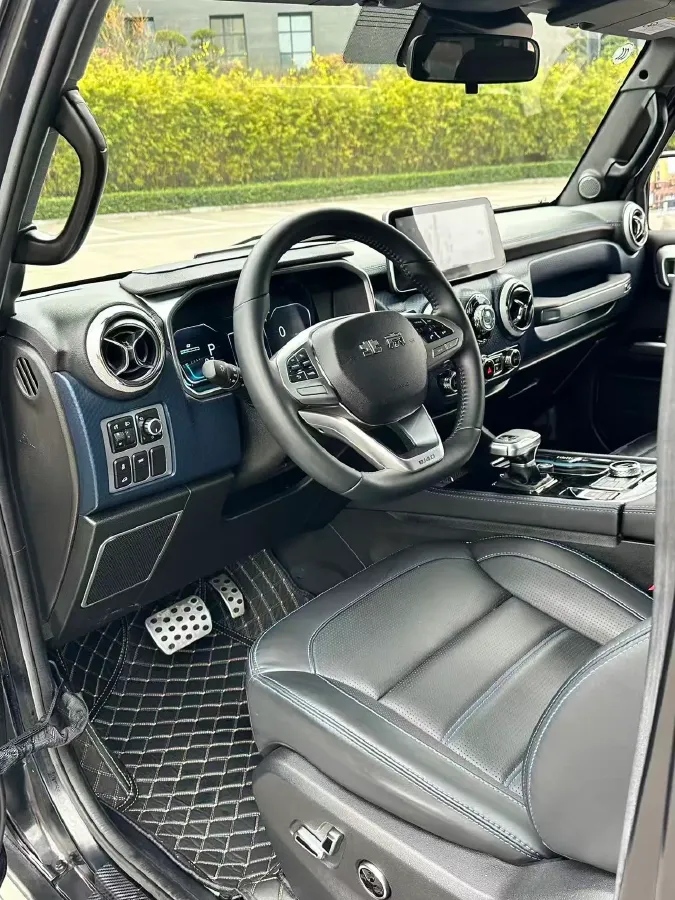 2021 Beijing BJ40 2.0T 163HP L4 8AT,autocango,china used car exporter,china ev exporter,chinese used car exporter,chinese used ev exporter