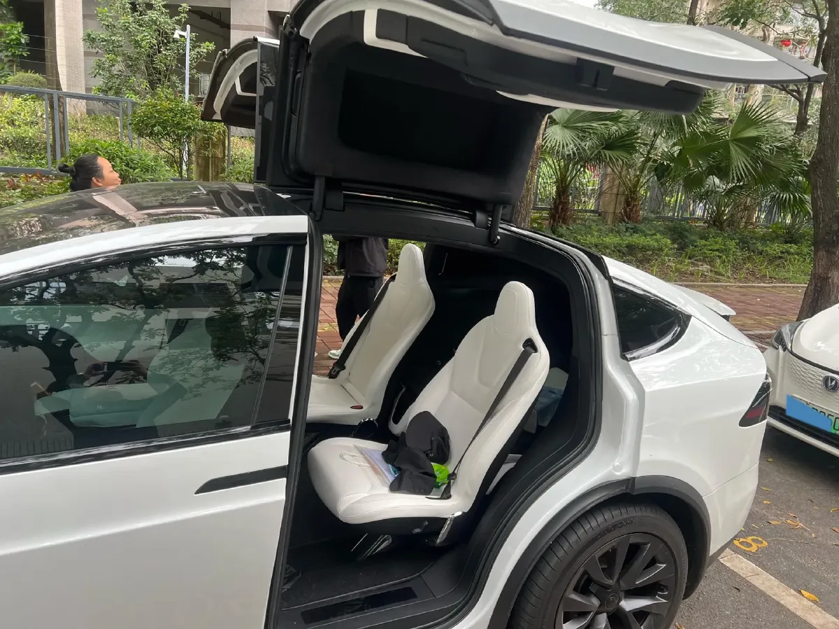 2023 Tesla Model X BEV 100KWH,autocango,china used car exporter,china ev exporter,chinese used car exporter,chinese used ev exporter