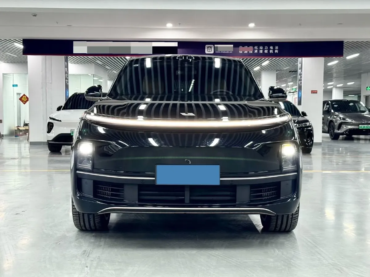 2025 Li L9 Range Extended 154HP REEV,autocango,china used car exporter,china ev exporter,chinese used car exporter,chinese used ev exporter