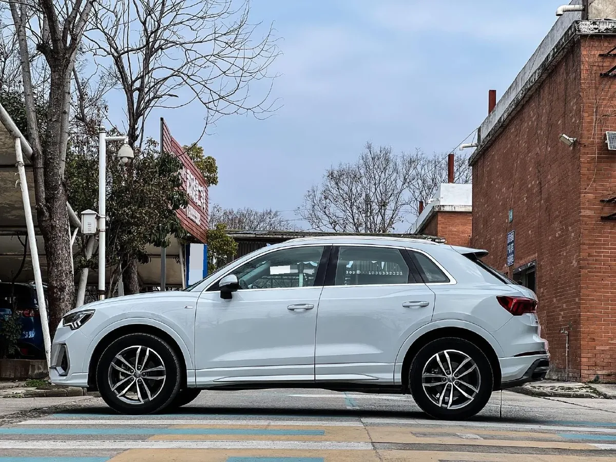 2021 Audi Q3 1.4T 150HP L4 7DCT,autocango,china used car exporter,china ev exporter,chinese used car exporter,chinese used ev exporter