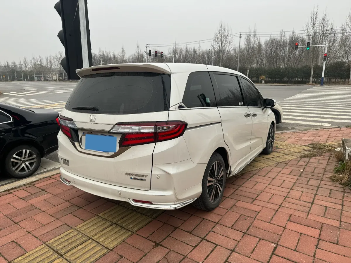 2019 Honda Odyssey 2.0L 146HP L4 E-CVT Hybrid,autocango,china used car exporter,china ev exporter,chinese used car exporter,chinese used ev exporter
