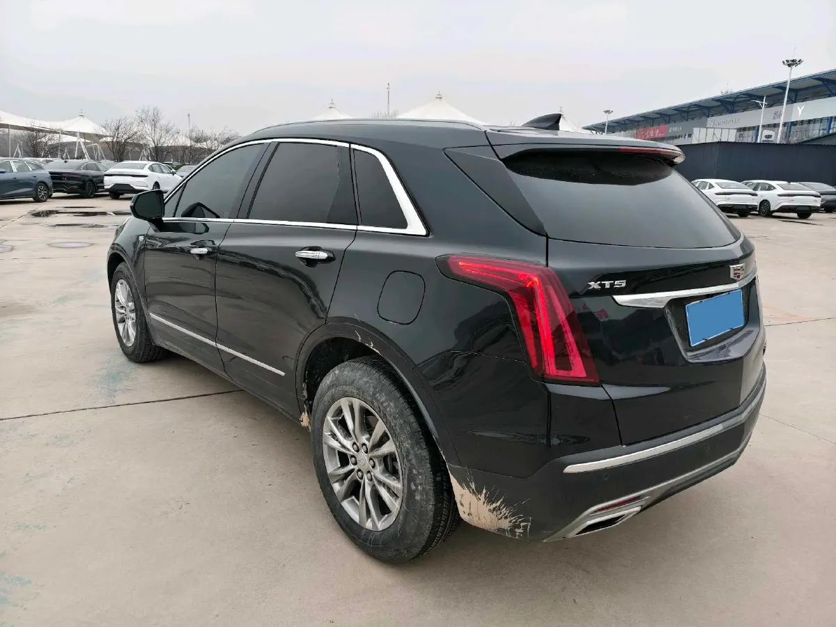 2021 Cadillac XT5 2.0T 237HP L4 9AT,autocango,china used car exporter,china ev exporter,chinese used car exporter,chinese used ev exporter