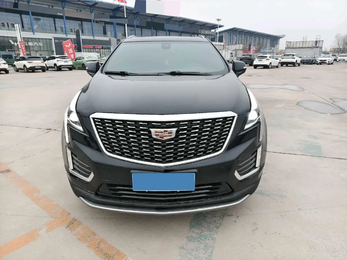 2021 Cadillac XT5 2.0T 237HP L4 9AT,autocango,china used car exporter,china ev exporter,chinese used car exporter,chinese used ev exporter