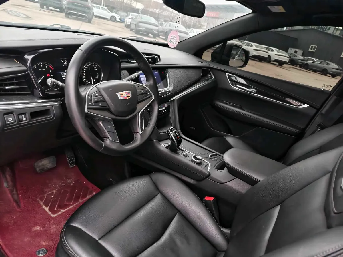 2021 Cadillac XT5 2.0T 237HP L4 9AT,autocango,china used car exporter,china ev exporter,chinese used car exporter,chinese used ev exporter