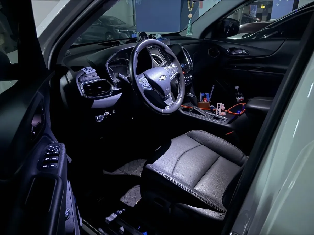 2019 Chevrolet Equinox 1.5T 180HP L4 6AT,autocango,china used car exporter,china ev exporter,chinese used car exporter,chinese used ev exporter