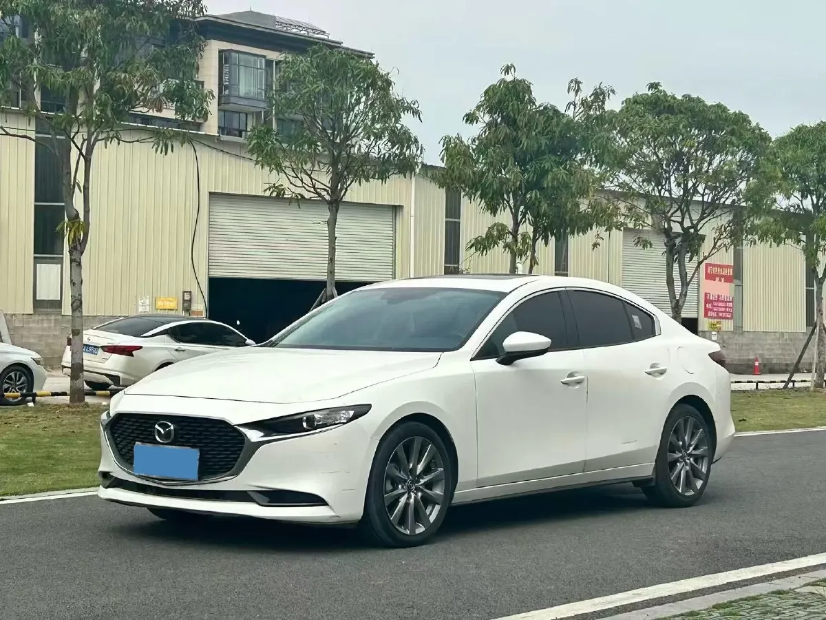2022 Mazda 3 Axela 2.0L 158HP L4 6AT,autocango,china used car exporter,china ev exporter,chinese used car exporter,chinese used ev exporter