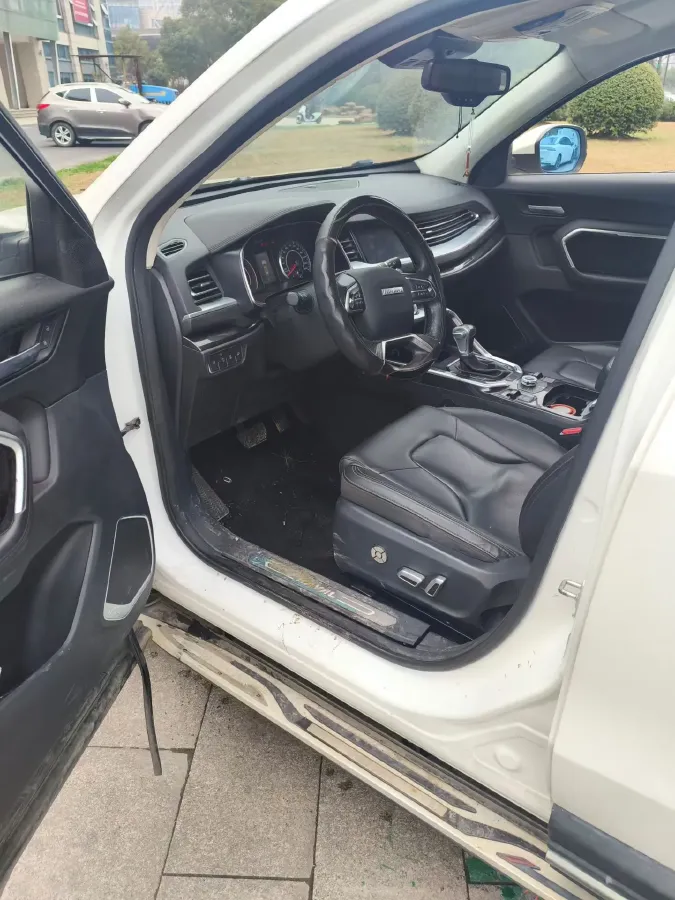 2018 Haval H6 1.5T 169HP L4 7DCT,autocango,china used car exporter,china ev exporter,chinese used car exporter,chinese used ev exporter