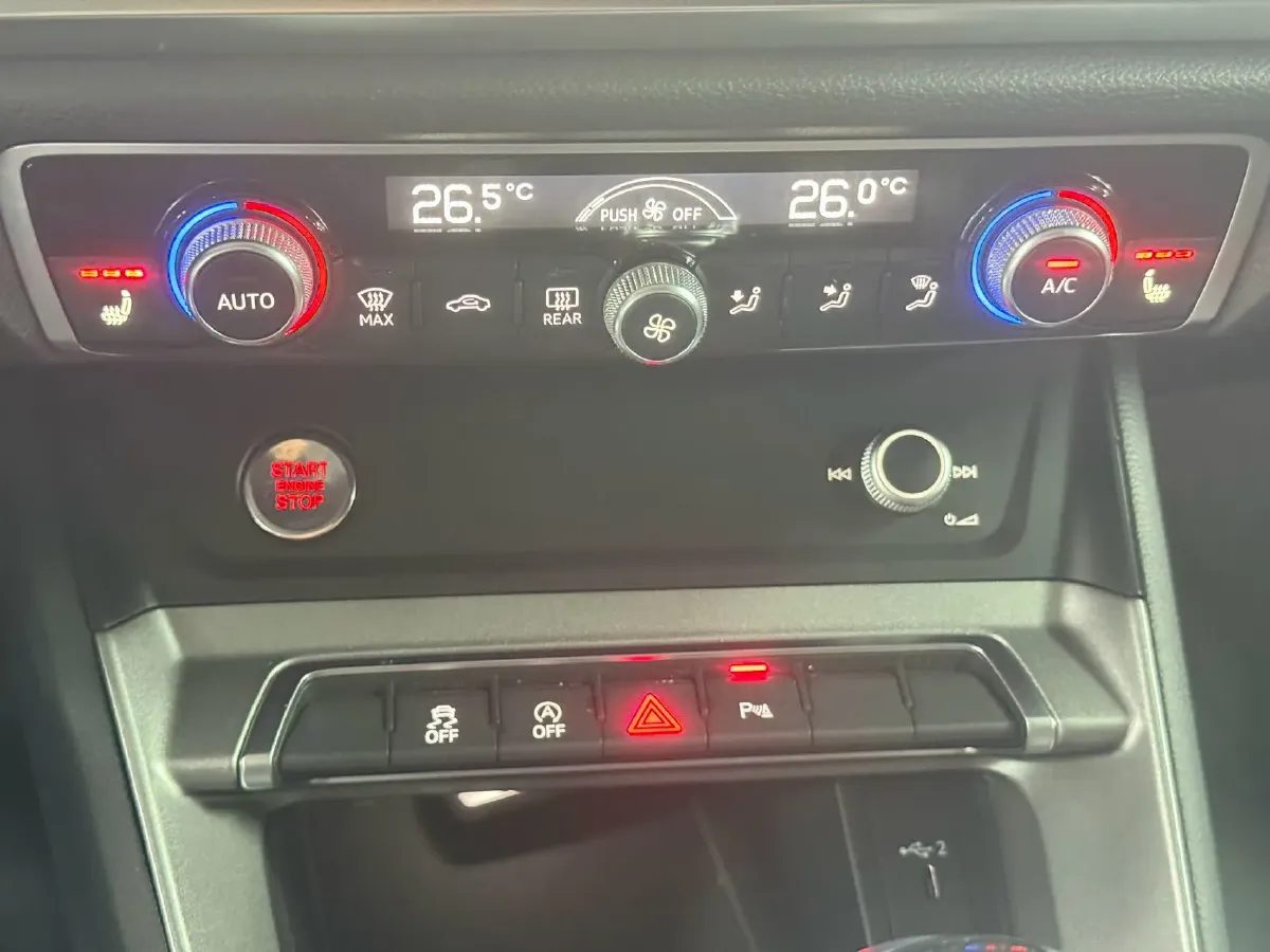 2021 Audi Q3 1.4T 150HP L4 7DCT,autocango,china used car exporter,china ev exporter,chinese used car exporter,chinese used ev exporter