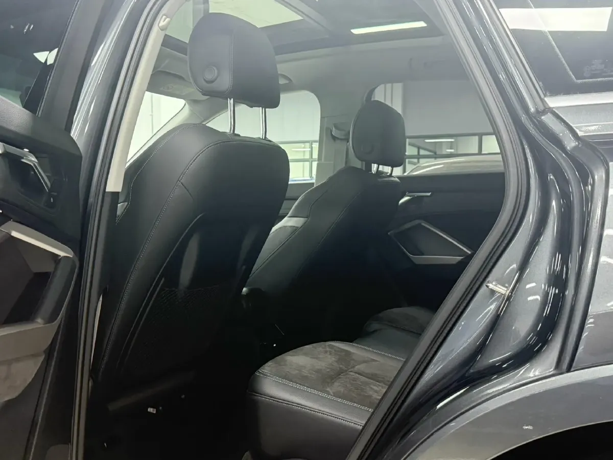 2021 Audi Q3 1.4T 150HP L4 7DCT,autocango,china used car exporter,china ev exporter,chinese used car exporter,chinese used ev exporter