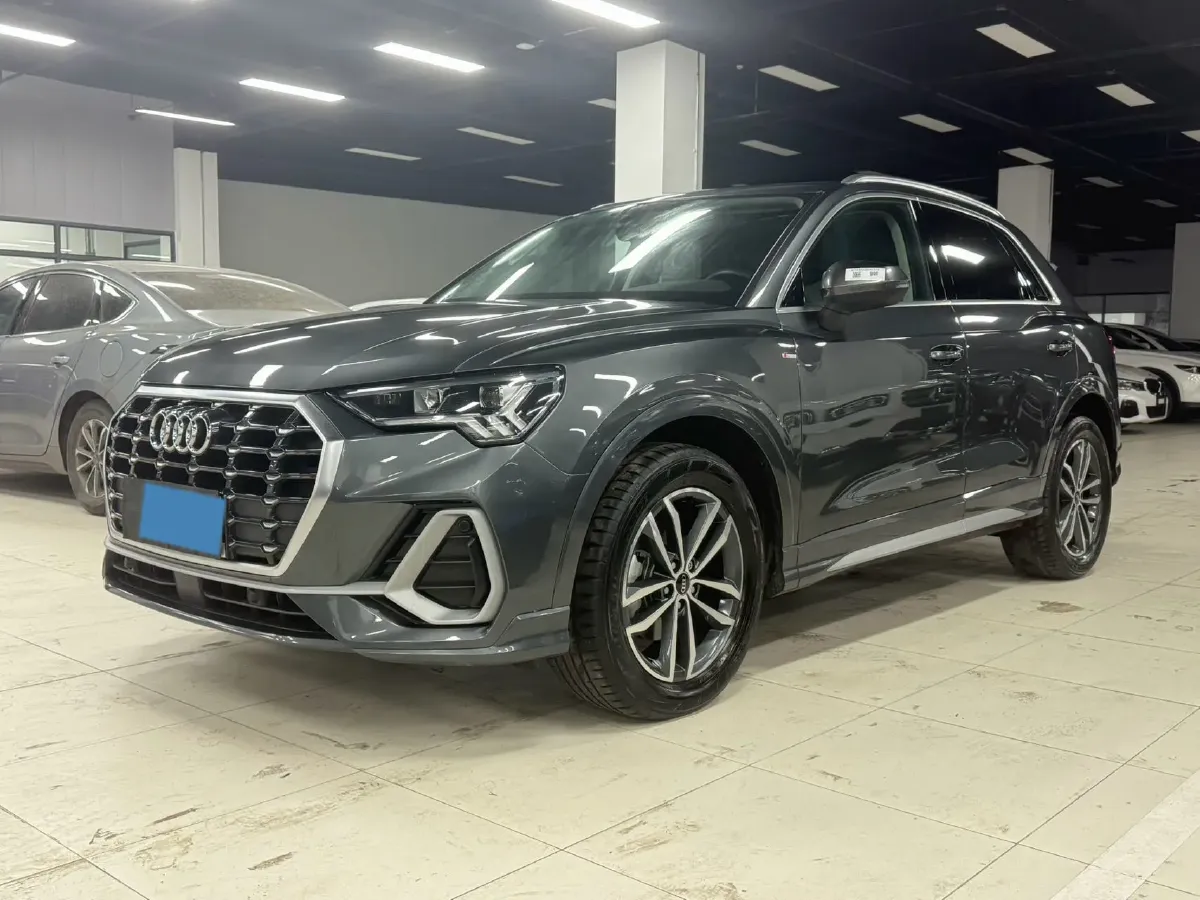 2021 Audi Q3 1.4T 150HP L4 7DCT,autocango,china used car exporter,china ev exporter,chinese used car exporter,chinese used ev exporter