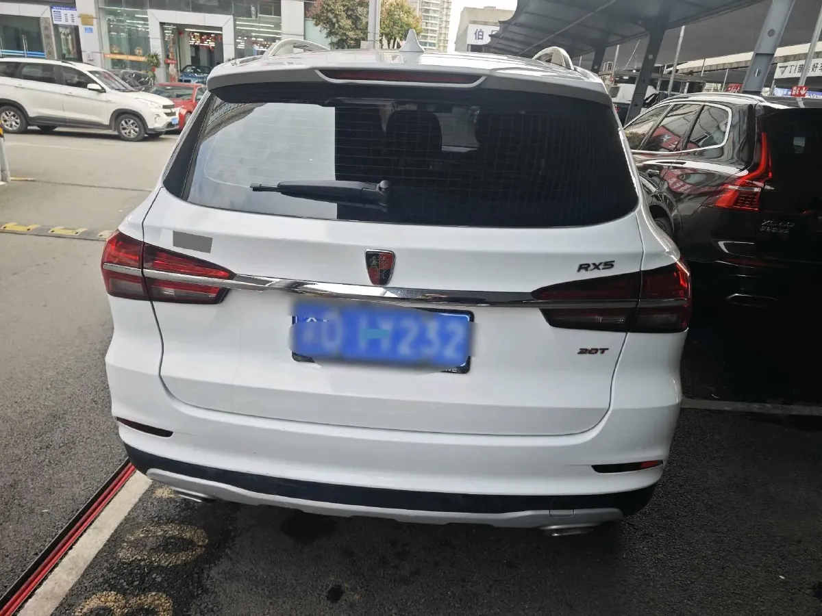 2020 Roewe i6 1.5T 169HP L4 7DCT,autocango,china used car exporter,china ev exporter,chinese used car exporter,chinese used ev exporter