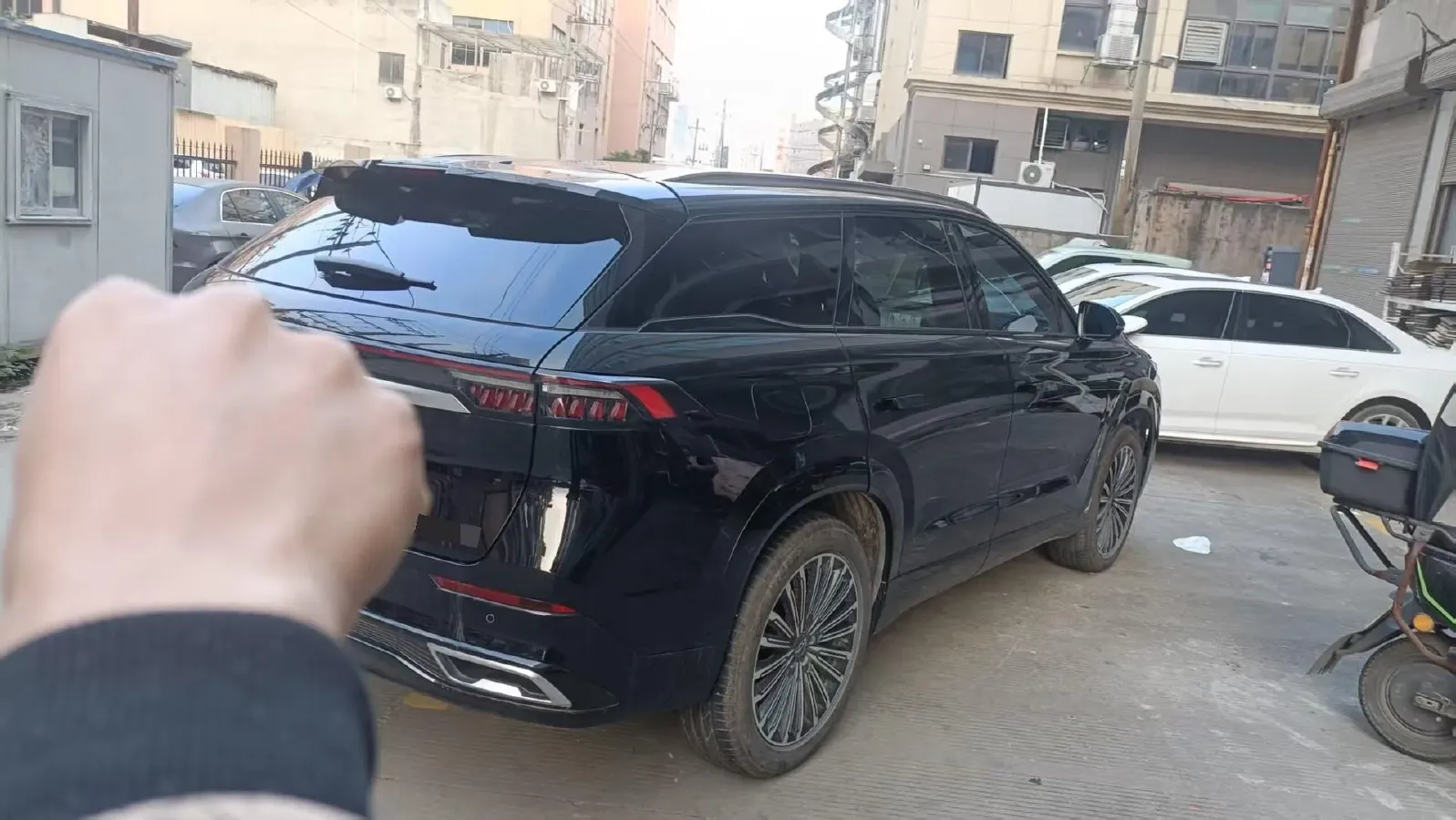 2025 Chery Tiggo 9 2.0T 261HP L4 7DCT,autocango,china used car exporter,china ev exporter,chinese used car exporter,chinese used ev exporter