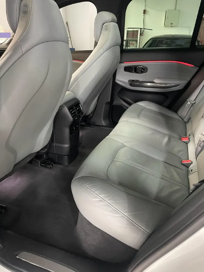 2019 NIO ES6 BEV 70KWH,autocango,china used car exporter,china ev exporter,chinese used car exporter,chinese used ev exporter