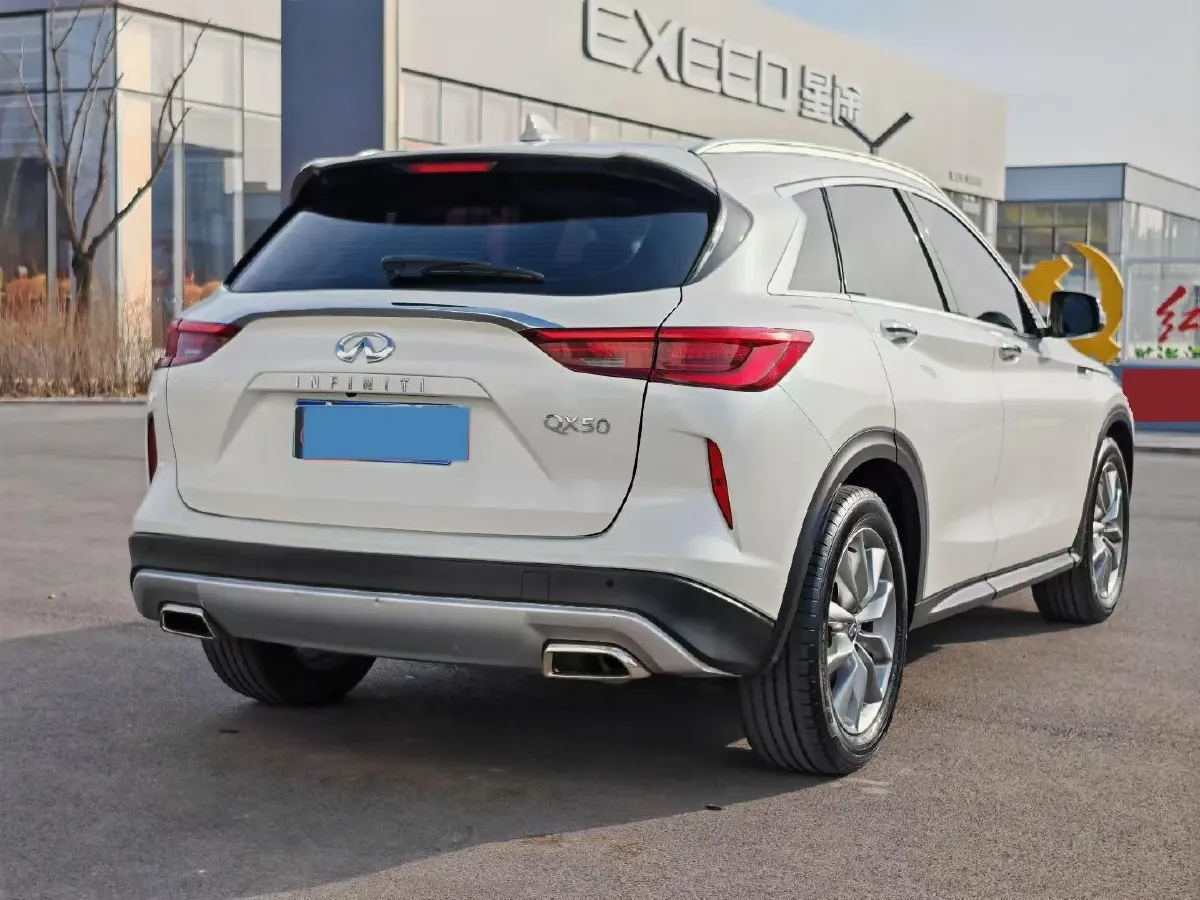 2020 Infiniti QX50 2.0T 272HP L4 CVT,autocango,china used car exporter,china ev exporter,chinese used car exporter,chinese used ev exporter