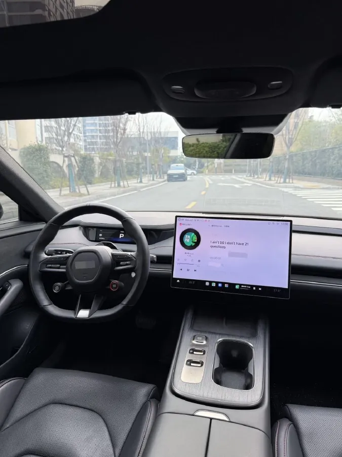 2024 MI SU7 BEV 73.6KWH,autocango,china used car exporter,china ev exporter,chinese used car exporter,chinese used ev exporter