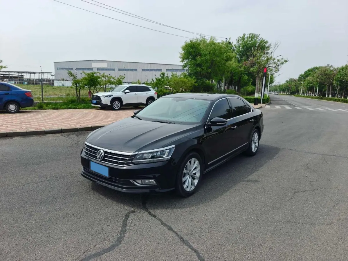 2017 Volkswagen Passat 1.8T 180HP L4 7DCT,autocango,china used car exporter,china ev exporter,chinese used car exporter,chinese used ev exporter