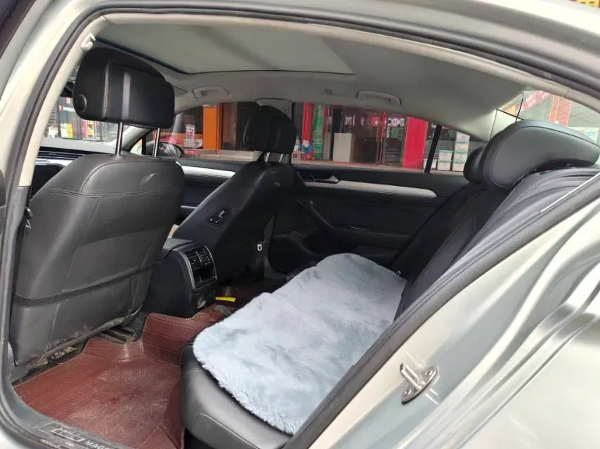 2018 Volkswagen Magotan 1.8T 180HP L4 7DCT,autocango,china used car exporter,china ev exporter,chinese used car exporter,chinese used ev exporter