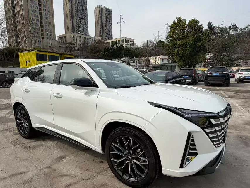 2025 ChangAn UNI-Z 1.5T 188HP L4 7DCT,autocango,china used car exporter,china ev exporter,chinese used car exporter,chinese used ev exporter