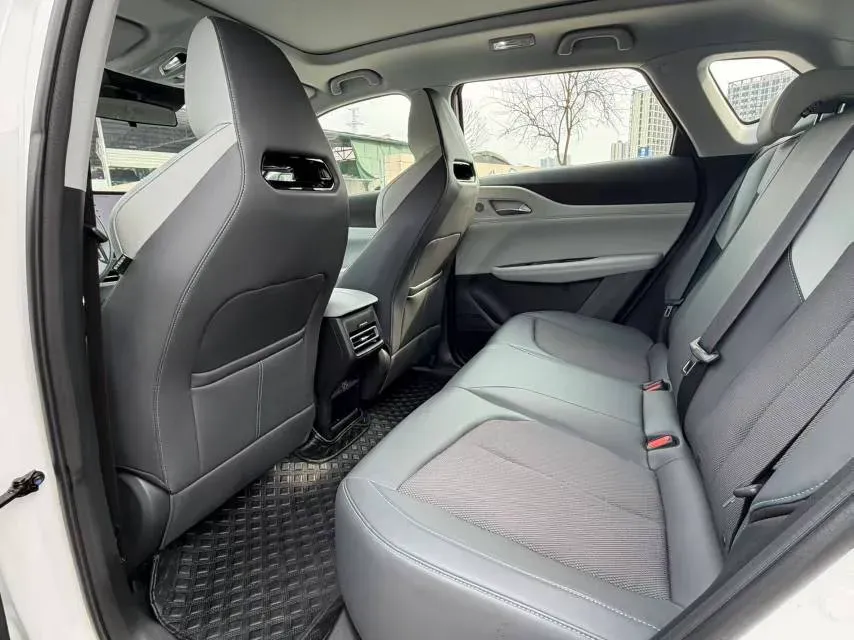 2025 ChangAn UNI-Z 1.5T 188HP L4 7DCT,autocango,china used car exporter,china ev exporter,chinese used car exporter,chinese used ev exporter