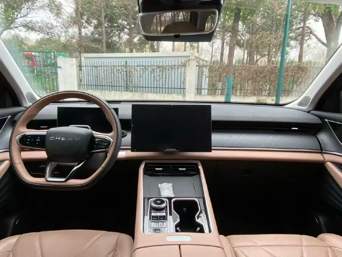 2024 Chery Tiggo8L 2.0T 254HP L4 8AT,autocango,china used car exporter,china ev exporter,chinese used car exporter,chinese used ev exporter