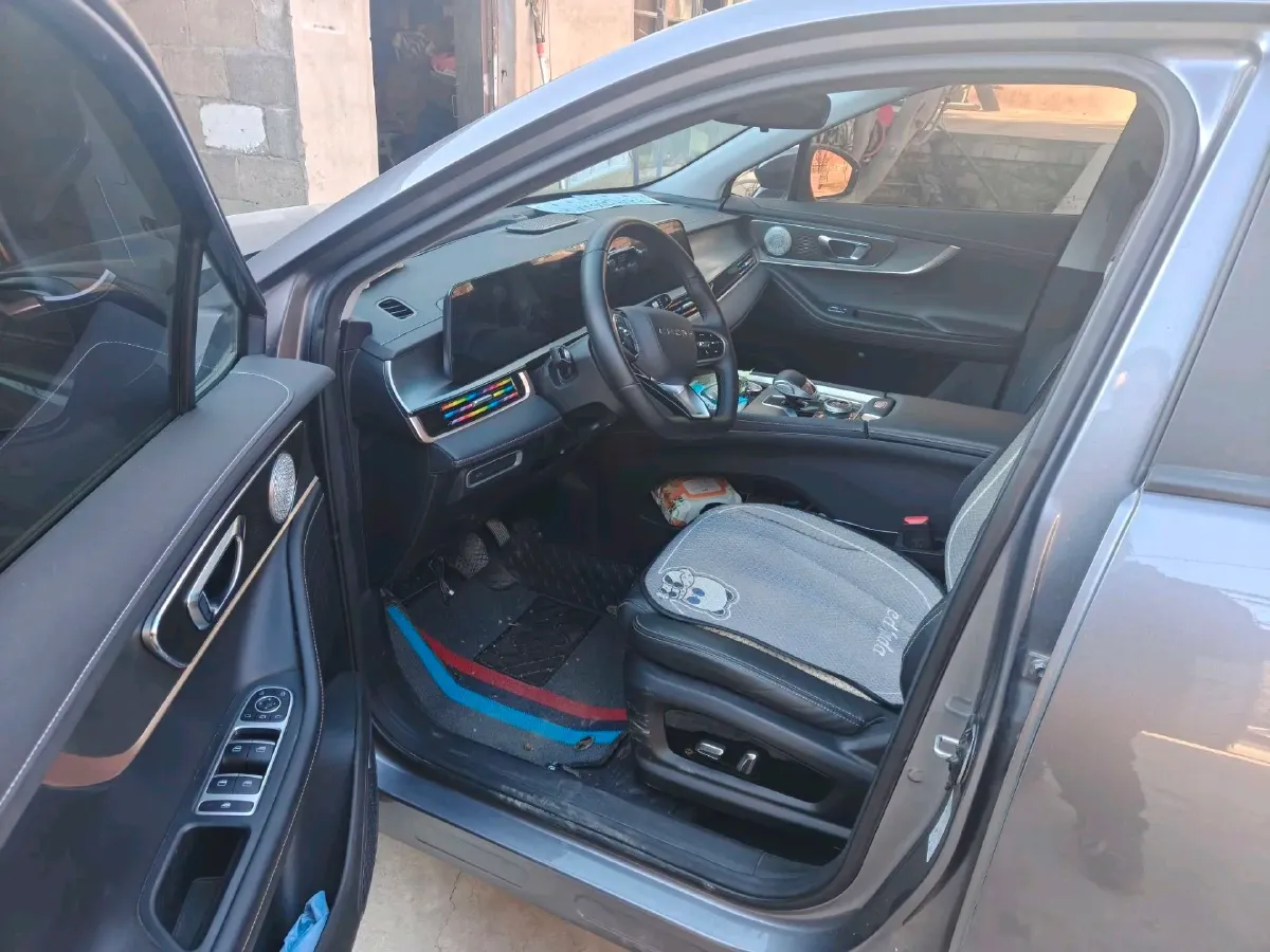 2024 Chery Tiggo8L 2.0T 254HP L4 8AT,autocango,china used car exporter,china ev exporter,chinese used car exporter,chinese used ev exporter