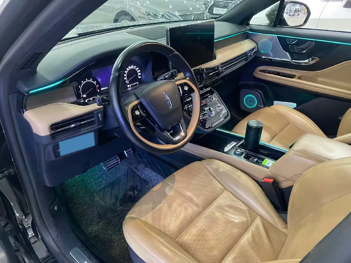 2021 Lincoln Corsair 2.0T 245HP L4 8AT,autocango,china used car exporter,china ev exporter,chinese used car exporter,chinese used ev exporter