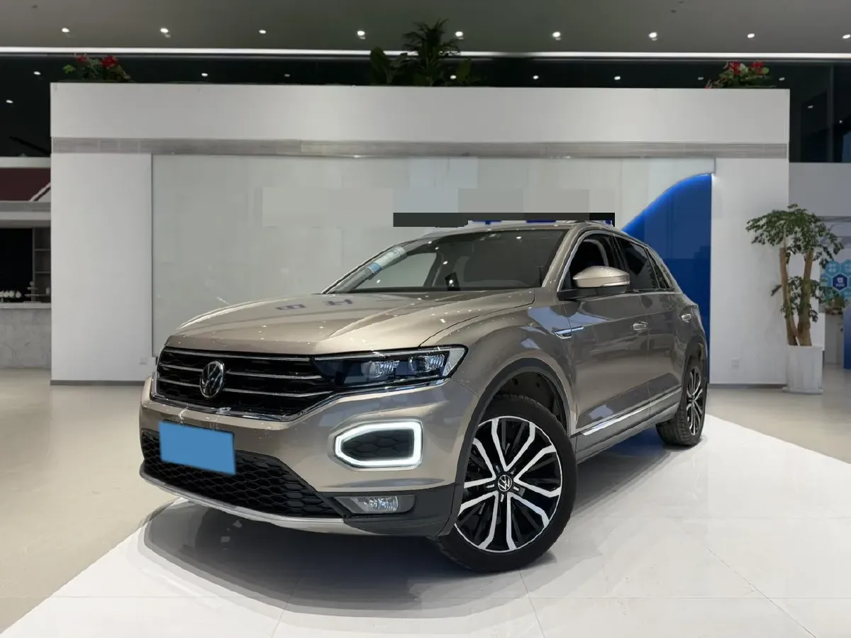 2021 Volkswagen T-Roc 1.4T 150HP L4 7DCT,autocango,china used car exporter,china ev exporter,chinese used car exporter,chinese used ev exporter