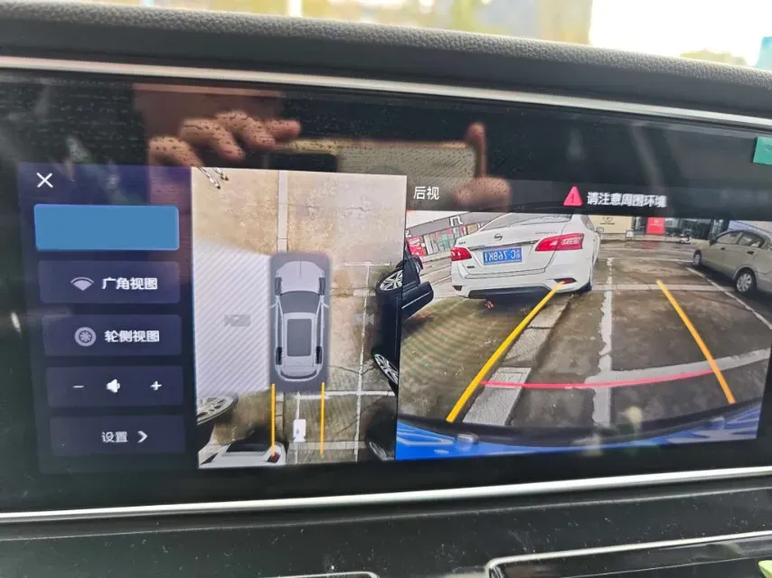 2023 HongQi HS5 2.0T 252HP L4 8AT,autocango,china used car exporter,china ev exporter,chinese used car exporter,chinese used ev exporter