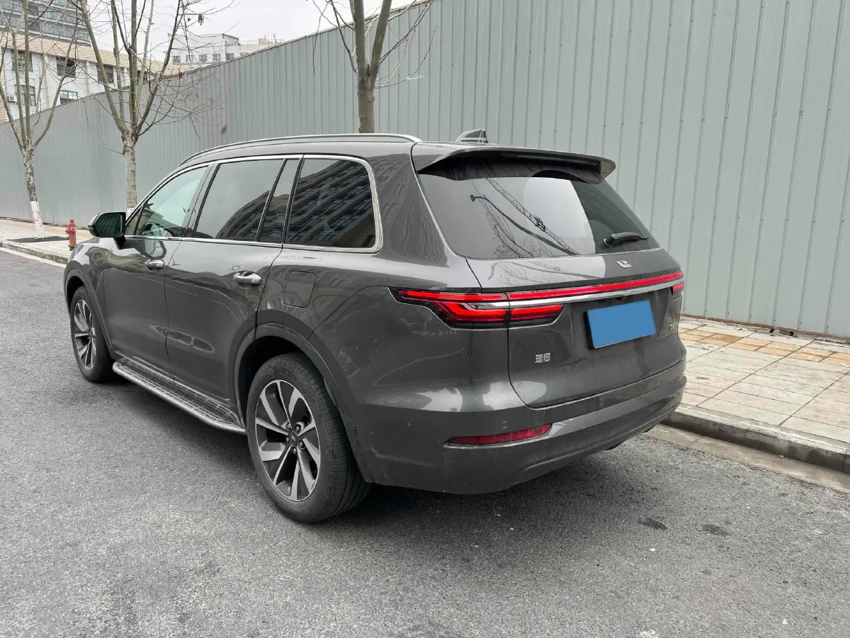 2021 Li ONE Range Extended 131HP REEV 40.5KWH,autocango,china used car exporter,china ev exporter,chinese used car exporter,chinese used ev exporter