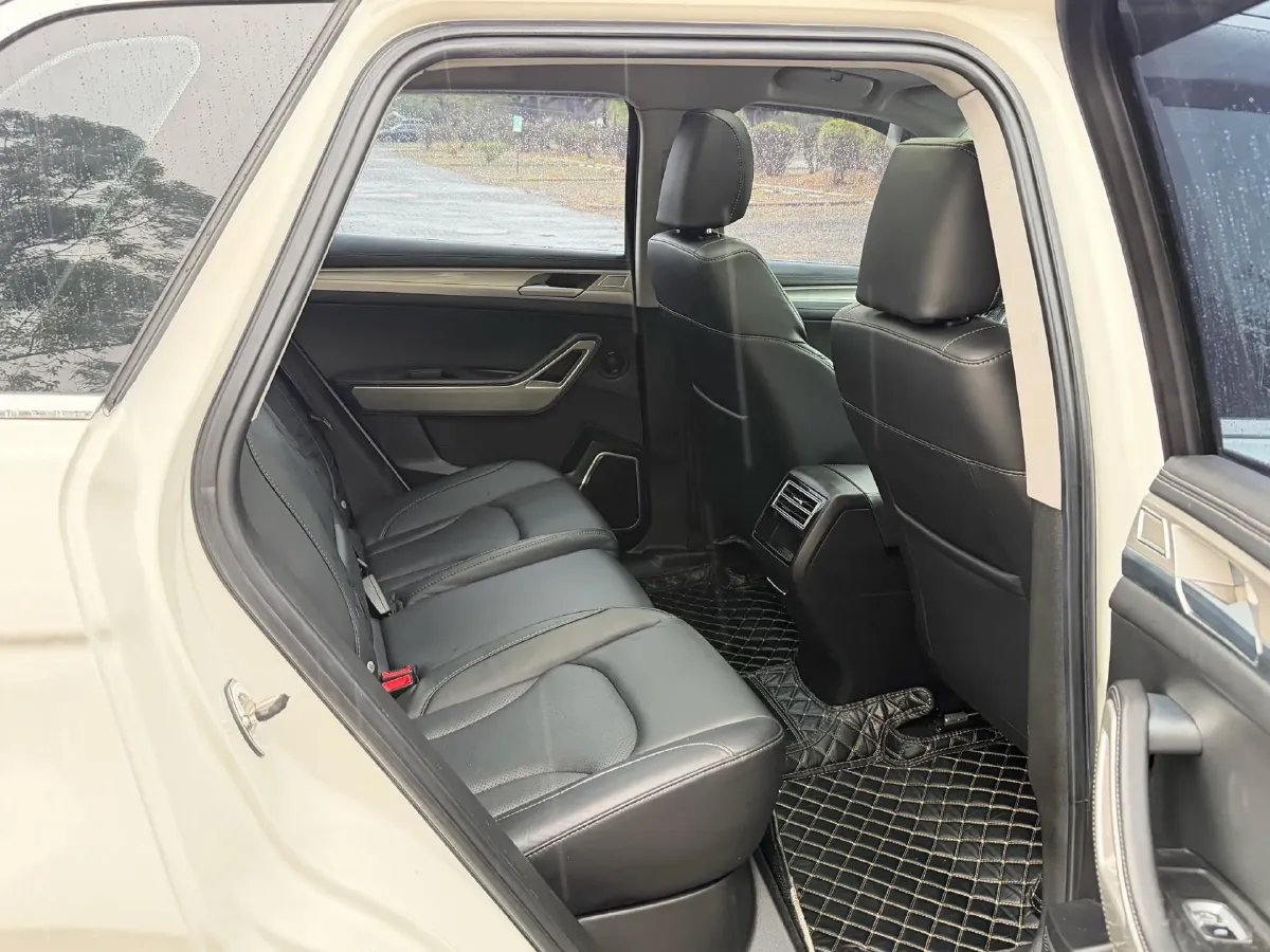 2018 Zotye Damy X7 2.0T 190HP L4 8AT,autocango,china used car exporter,china ev exporter,chinese used car exporter,chinese used ev exporter