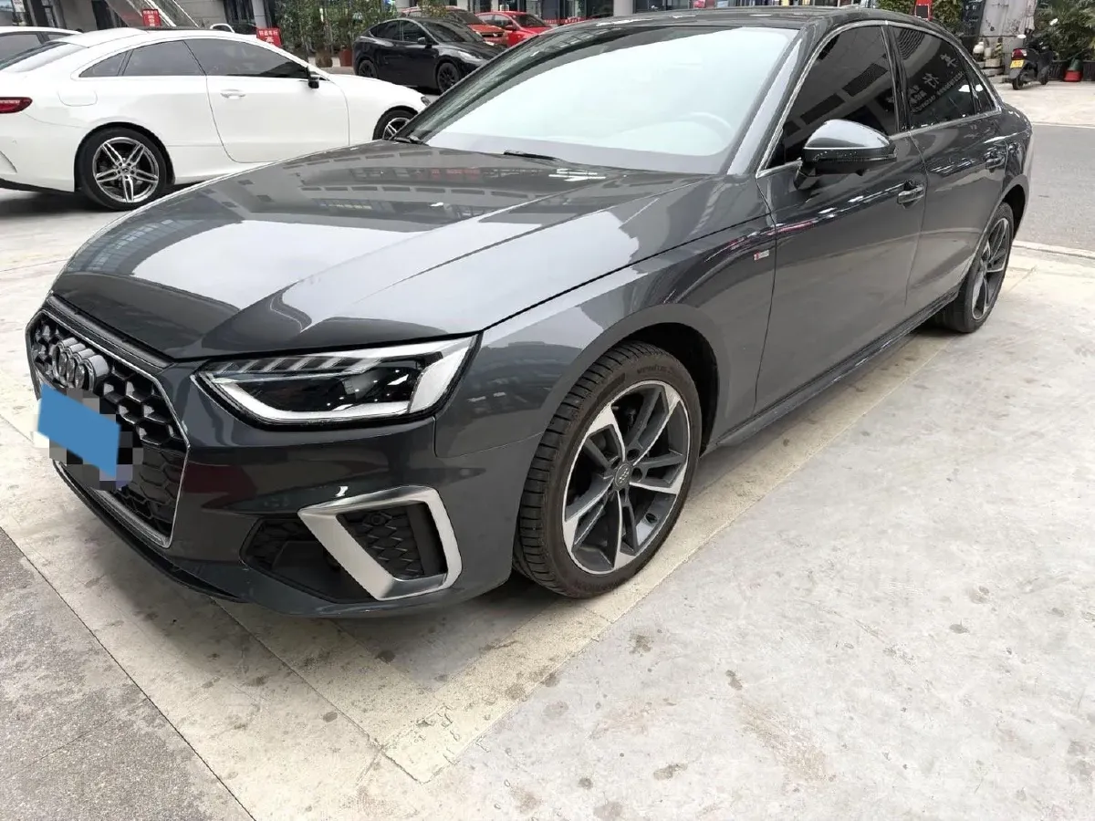 2020 Audi A4L 2.0T 190HP L4 7DCT,autocango,china used car exporter,china ev exporter,chinese used car exporter,chinese used ev exporter