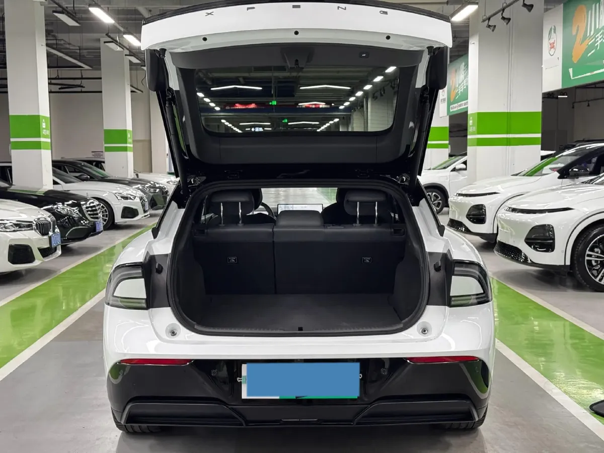 2024 Xpeng P7+ BEV 60.7KWH,autocango,china used car exporter,china ev exporter,chinese used car exporter,chinese used ev exporter