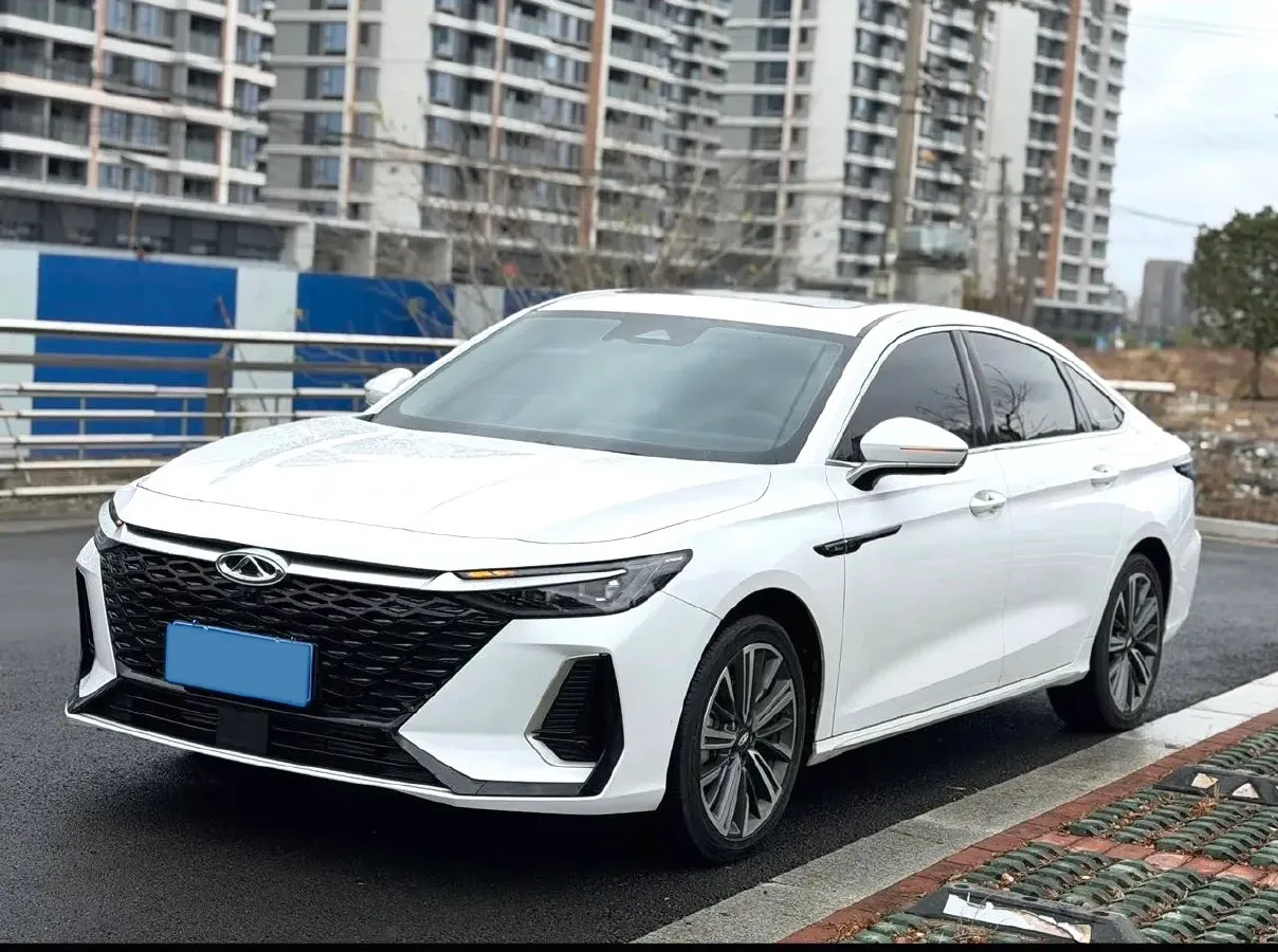 2025 Chery Arrizo 8 1.6T 197HP L4 7DCT,autocango,china used car exporter,china ev exporter,chinese used car exporter,chinese used ev exporter