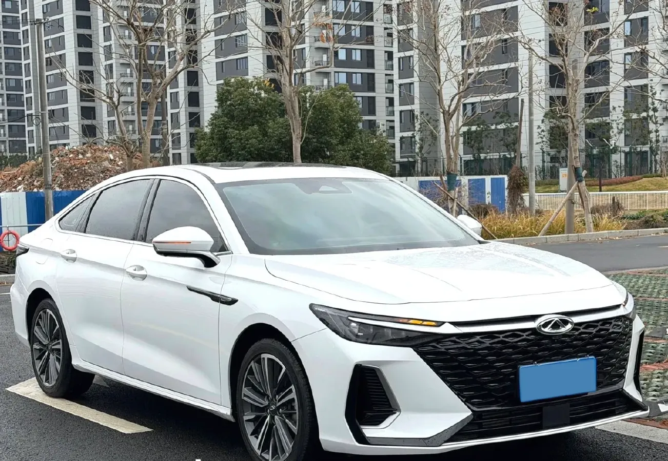2025 Chery Arrizo 8 1.6T 197HP L4 7DCT,autocango,china used car exporter,china ev exporter,chinese used car exporter,chinese used ev exporter