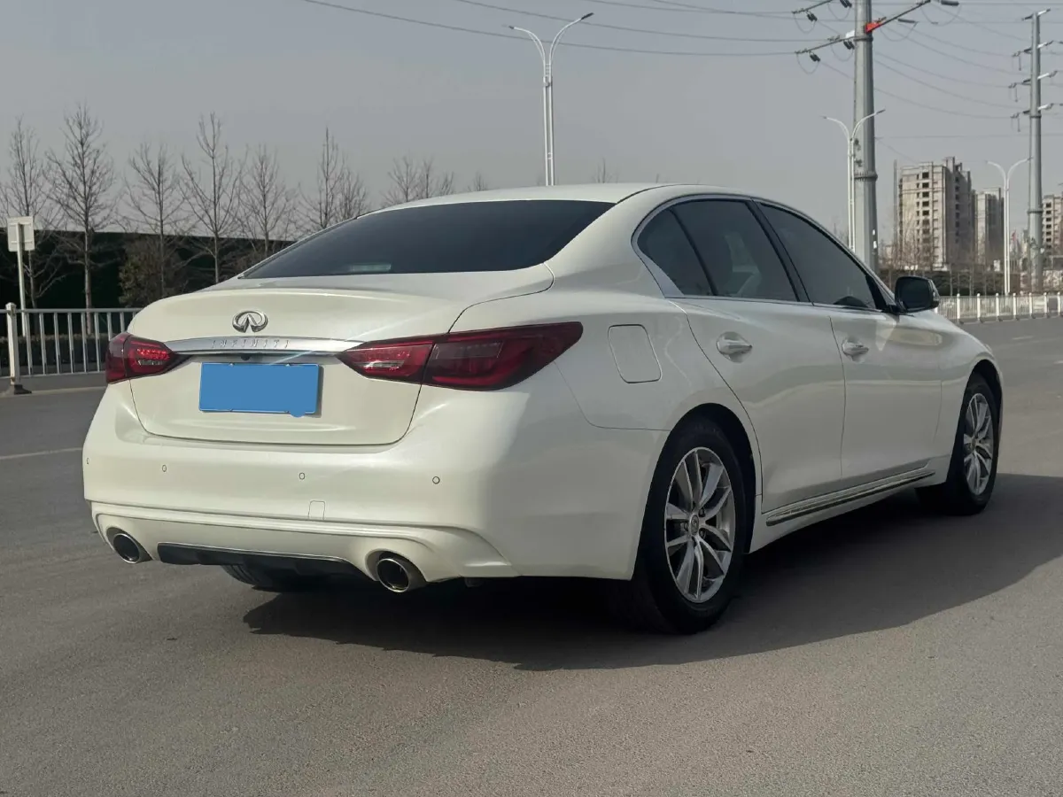 2022 Infiniti Q50L 2.0T 211HP L4 7AT,autocango,china used car exporter,china ev exporter,chinese used car exporter,chinese used ev exporter