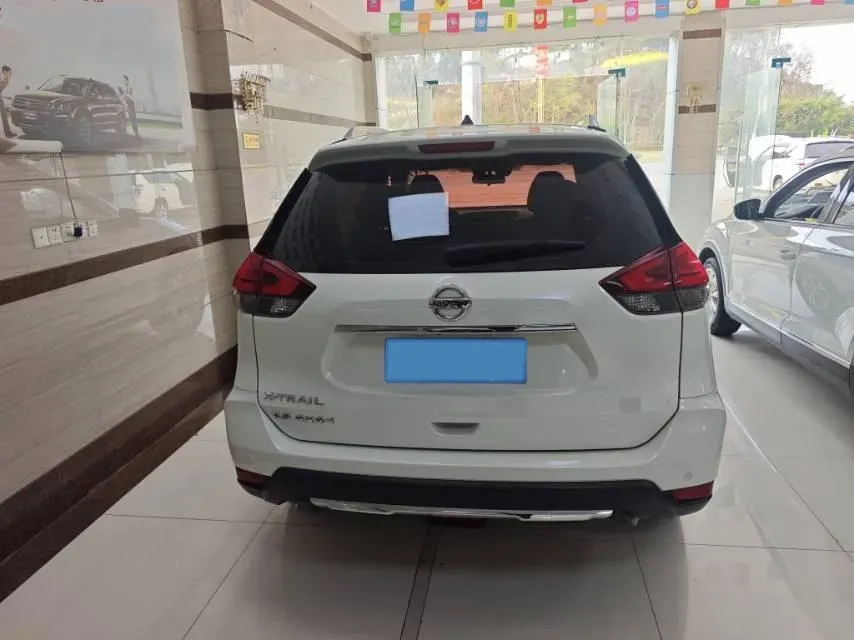 2021 Nissan X-Trail 2.5L 181HP L4 CVT,autocango,china used car exporter,china ev exporter,chinese used car exporter,chinese used ev exporter